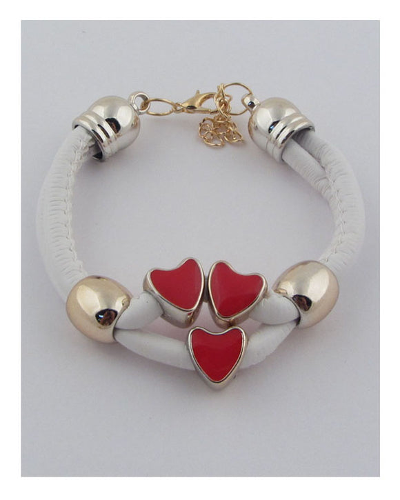 Heart bead link bracelet