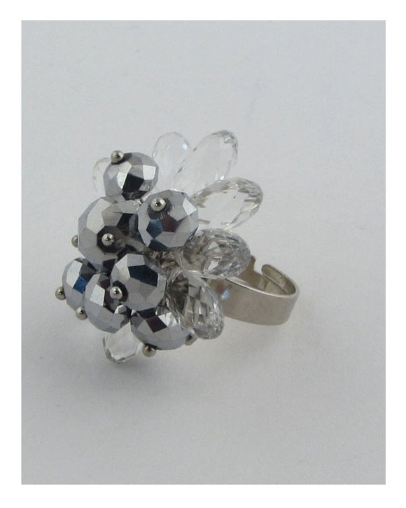 Flower shape adjustable crystal ring
