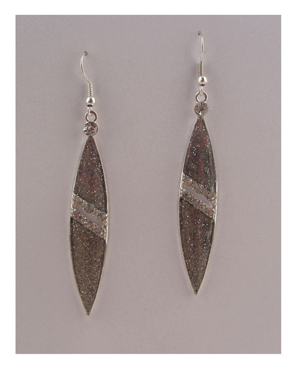 Oval drop earrings