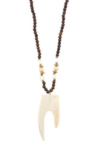 Wooded bead pendant long necklace